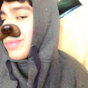 Meet your Posher, Luis